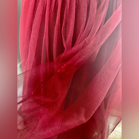 Marchesa Notte Red Mesh Gown - Picture 7 of 8